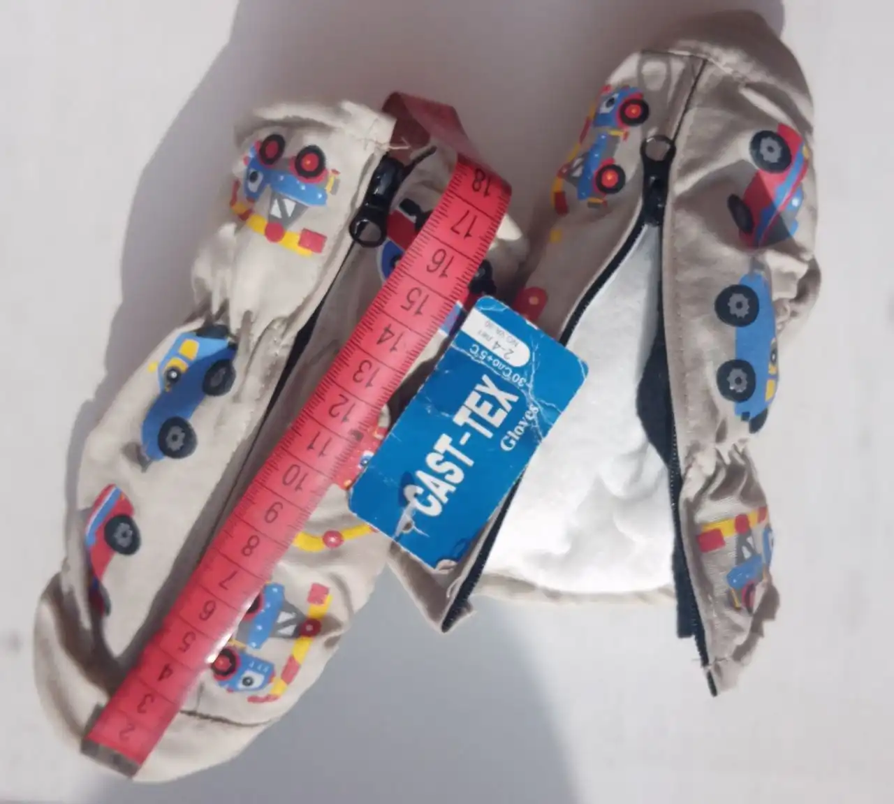 Продажа детских варежек и перчаток