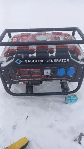 Продам новый заправлен маслом и бензином 13000 - Легковые автомобили в Белгород