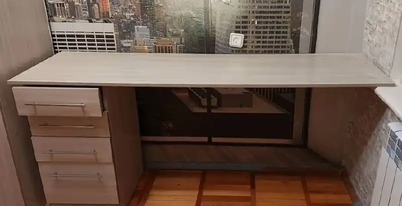 Продажа б/у мебели: кровать, шкаф, стол - Мебель (Для дома и дачи) в Белгород