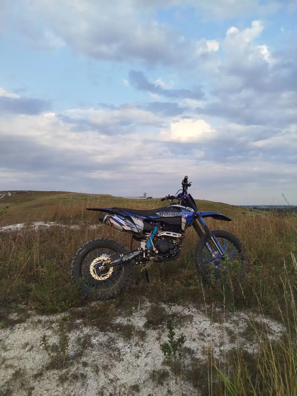 Продам кроссовый мотоцикл Motoland XT250 2024 года - Мотоциклы (Авто) в Белгород