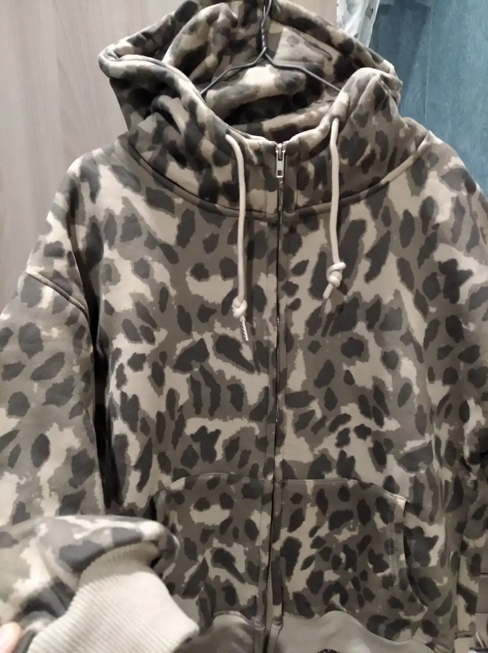 Винтовые обои на флизелиновой основе - Обои (Для дома и дачи) в Белгород