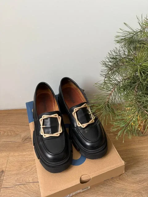 Лоферы 38 размер кожаные - Головные уборы в Белгород