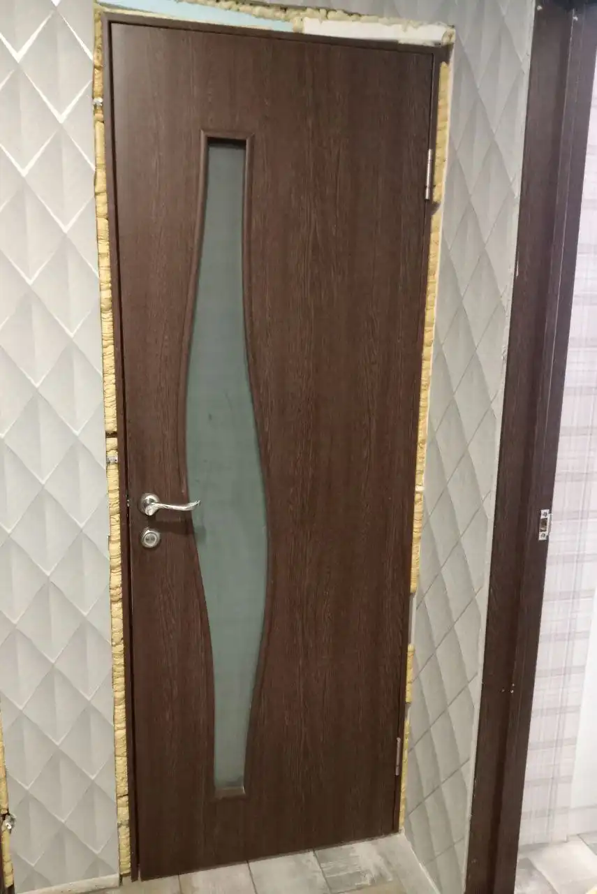 Продаются 4 полотна дверей б/у - Двери (Для дома и дачи) в Севрюково