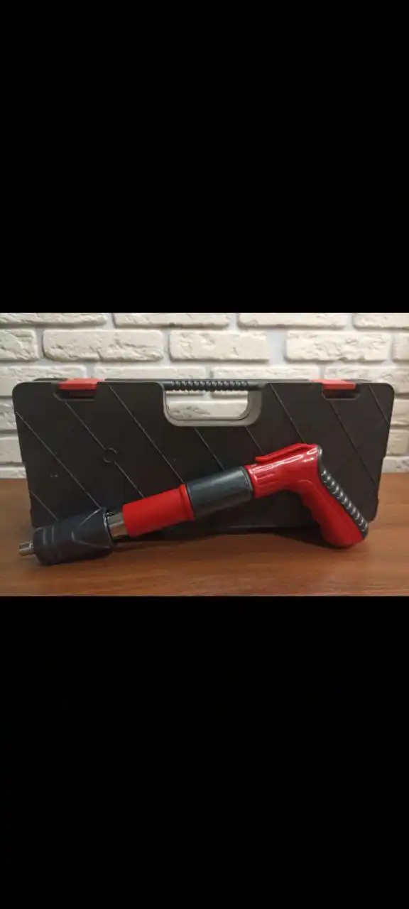 Продажа остатков товаров по низким ценам: павербанки, лампы, конструкторы, инструменты - Барахолка в Белгород