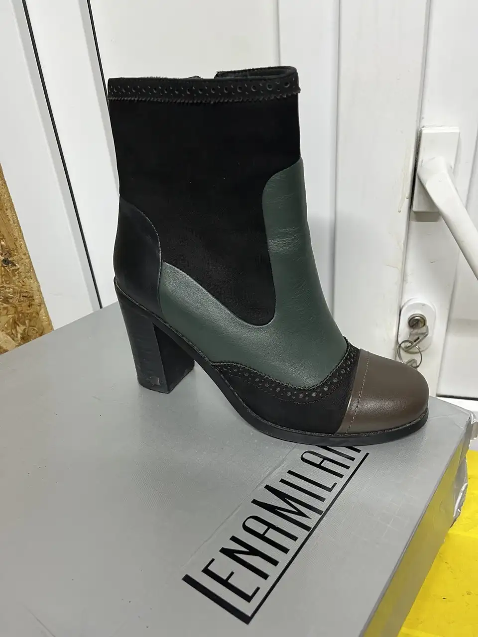 Продам обувь 38 размер б/у мало - Обувь (Одежда) в Белгород