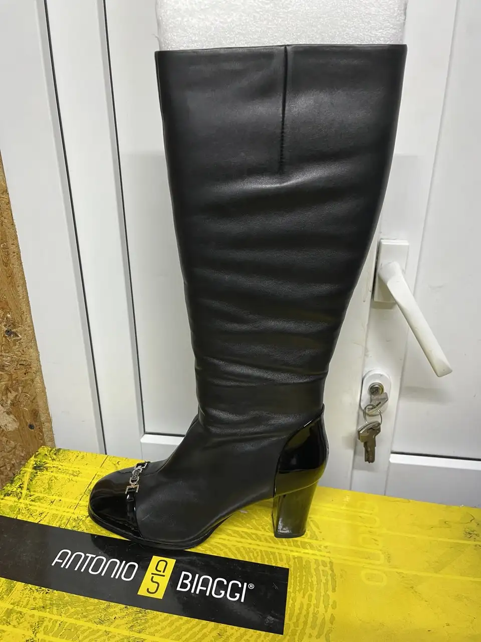 Продам обувь 38 размер б/у в коробках - Обувь (Одежда) в Белгород