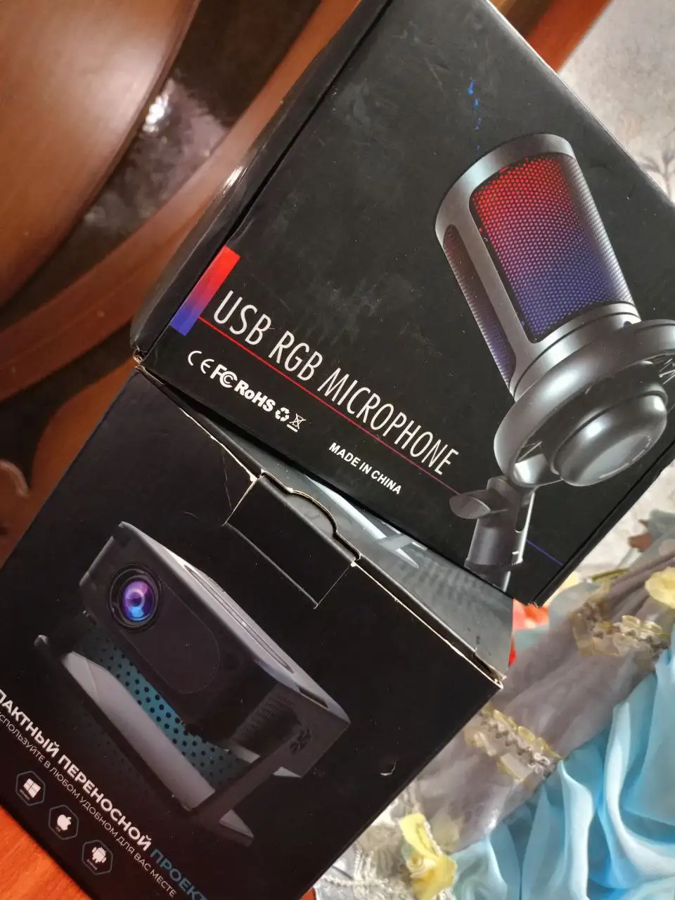 Продам микрофон и проектор - Электроника в Белгород