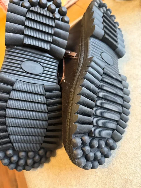 Продажа мужских ботинок новых размера 26,5 - Обувь в Таврово