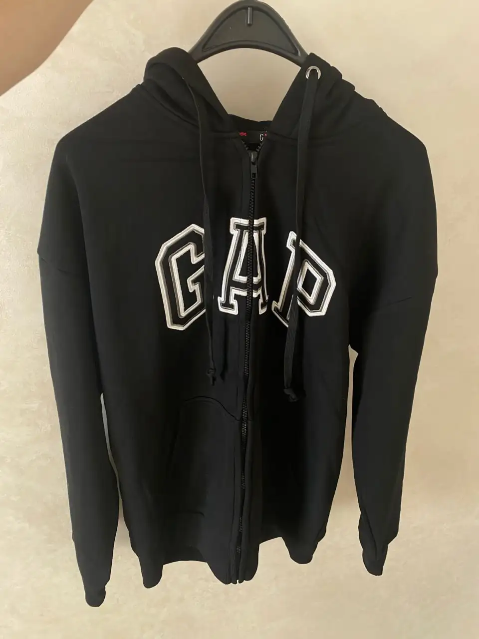 Продажа зимней одежды и обуви спортивных брендов - Спортивная одежда и обувь (Одежда) в Белгород