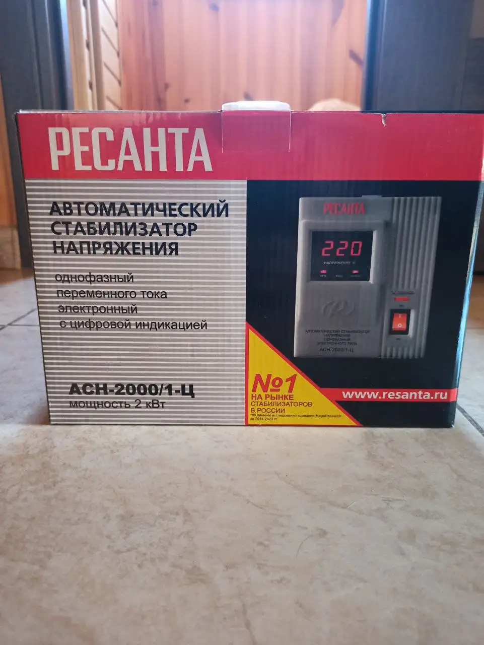 Стабилизатор напряжения Ресанта 2000 Вт новый - Стабилизаторы напряжения (Для дома и дачи) в Белгород