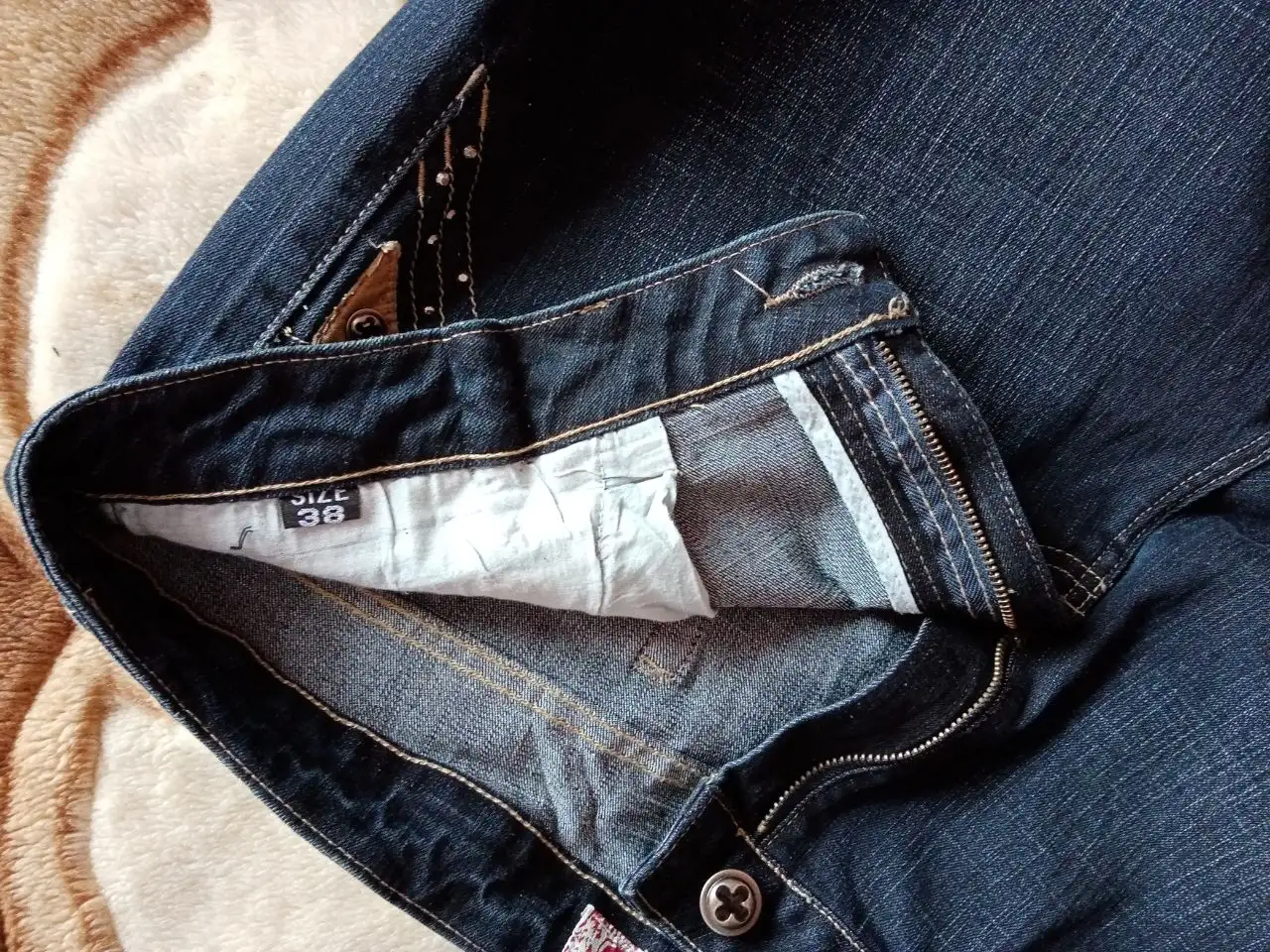 Продажа женских джинсов - Женская одежда (Одежда) в Белгород