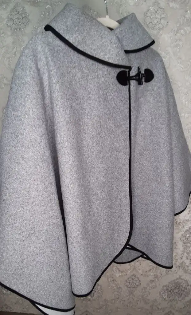Стильное пончо серого цвета с черной окантовкой - Пончо (Одежда) в Белгород