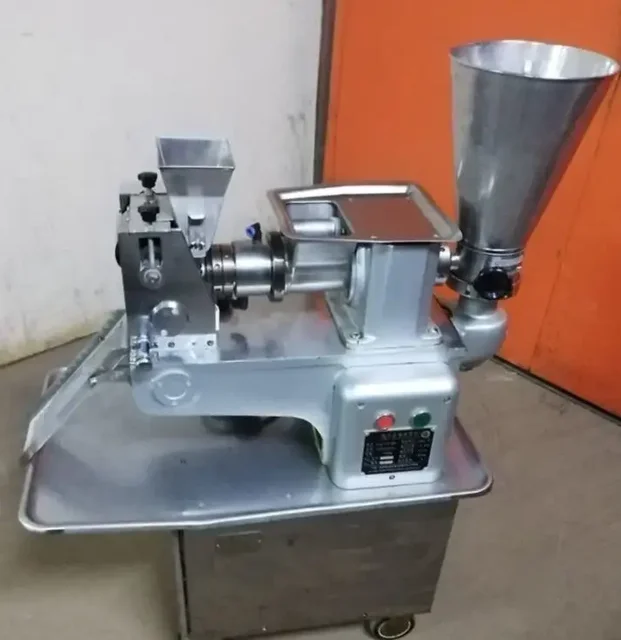 Продам пельменный аппарат, тестомес, мукопросеиватель, упаковщик пакетов - Пищевое оборудование в Белгород