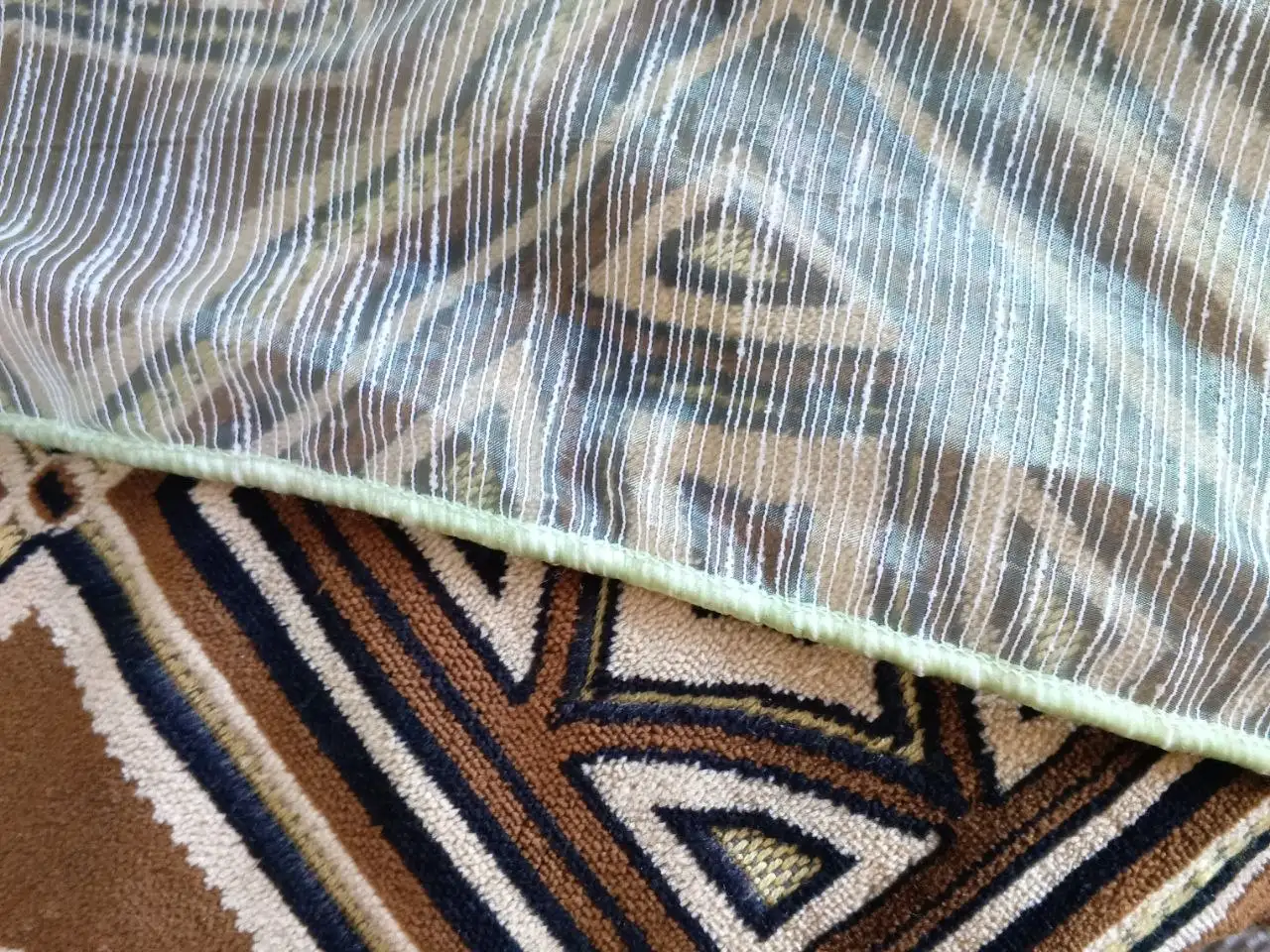 Тюль нежно-зеленый 220x300 - Текстиль (Барахолка) в Белгород