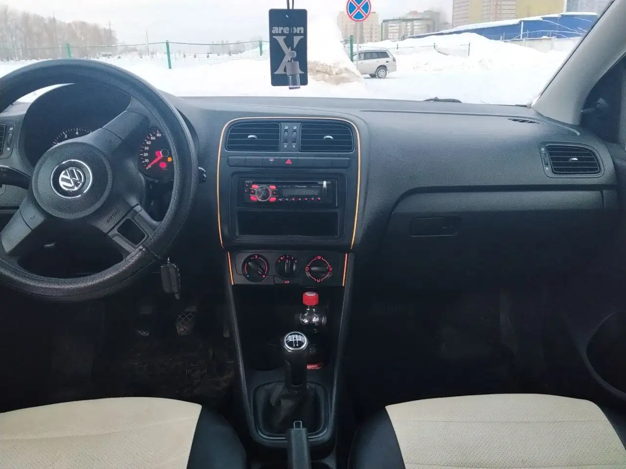 Автомобиль 2011 года с автозапуском - Авто в Белгород