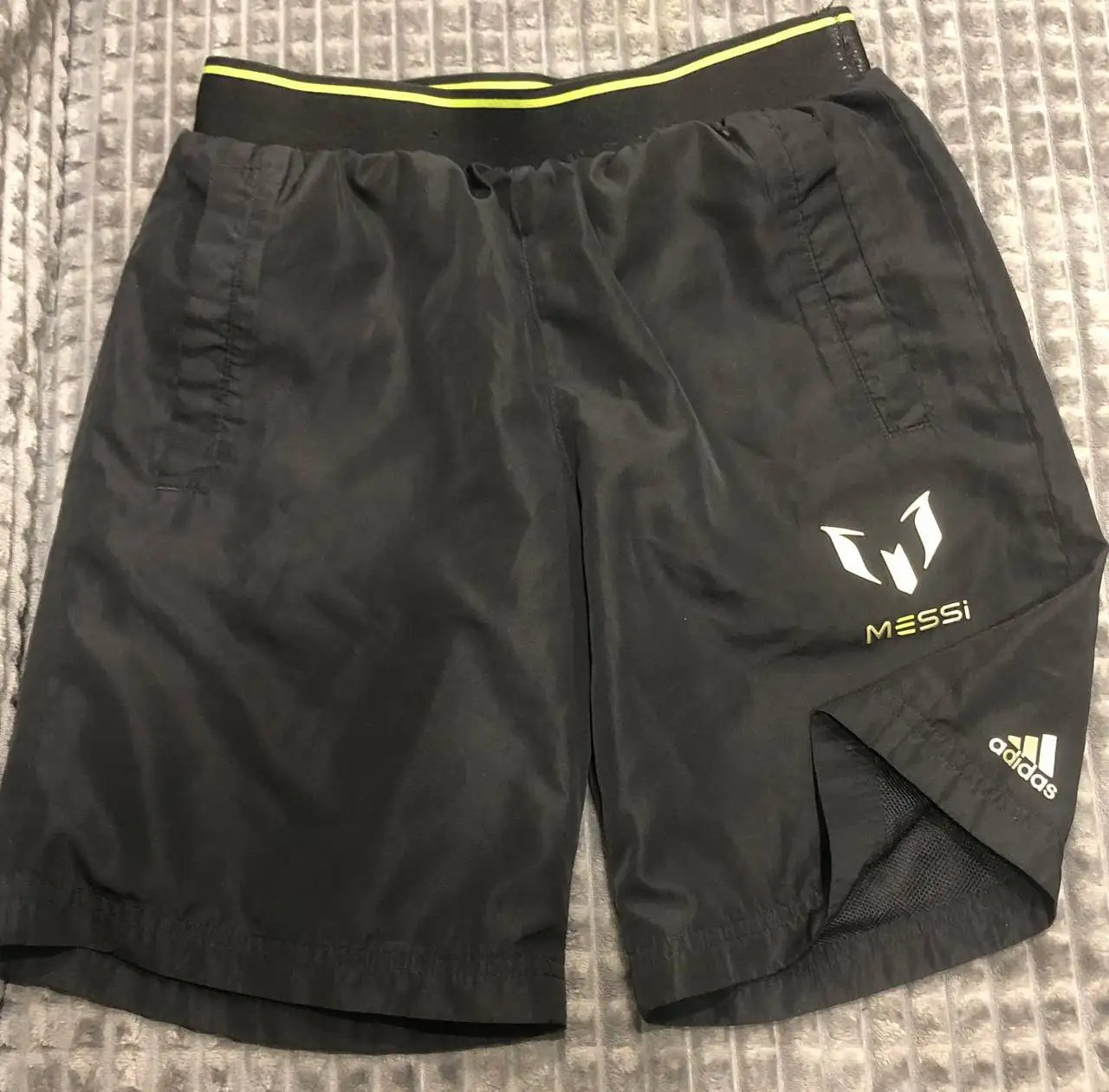 Детские вещи и кроссовки 9-12 лет - Одежда и обувь (Товары для детей) в Белгород