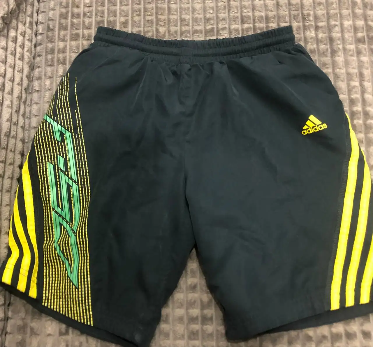 Детские вещи и кроссовки 9-12 лет - Одежда и обувь (Товары для детей) в Белгород