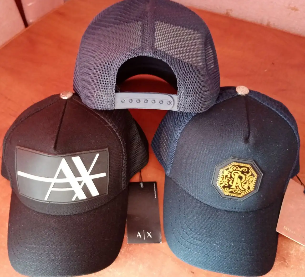 Распродажа бейсболок детских, подростковых и взрослых - Головные уборы (Одежда) в Белгород