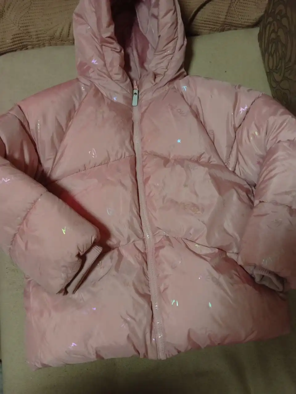 Зимняя куртка р.122 - Детская одежда (Одежда) в Пенза