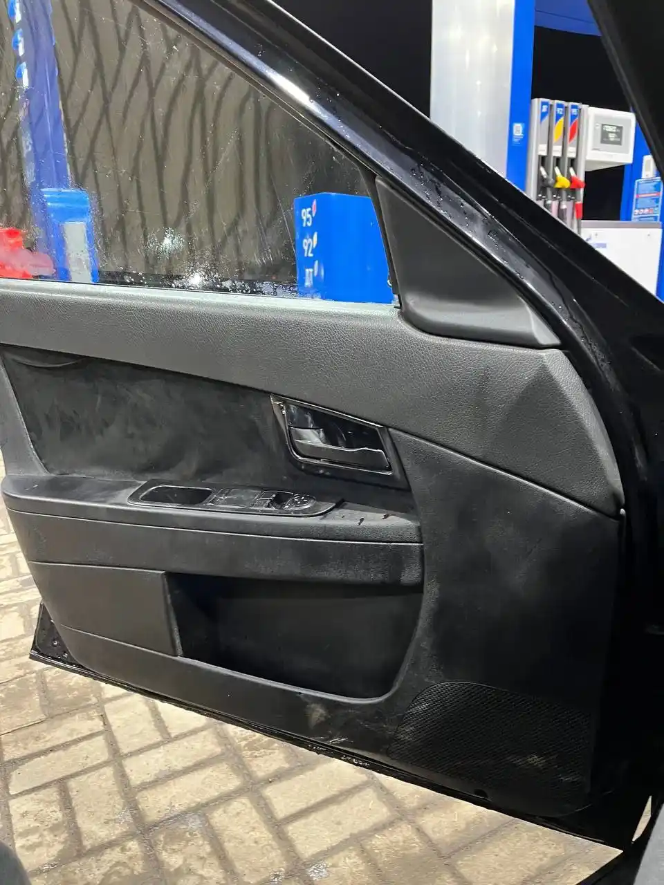 Продажа Лада Приора 2011 года