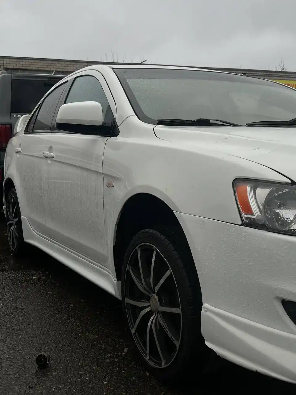 LANCER 10 2008 года