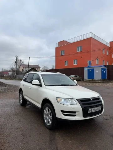 Volkswagen Touareg 2008 года - Авто в Уфа