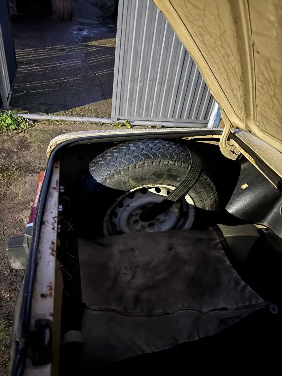 ВАЗ 2106 1992 года в отличном состоянии