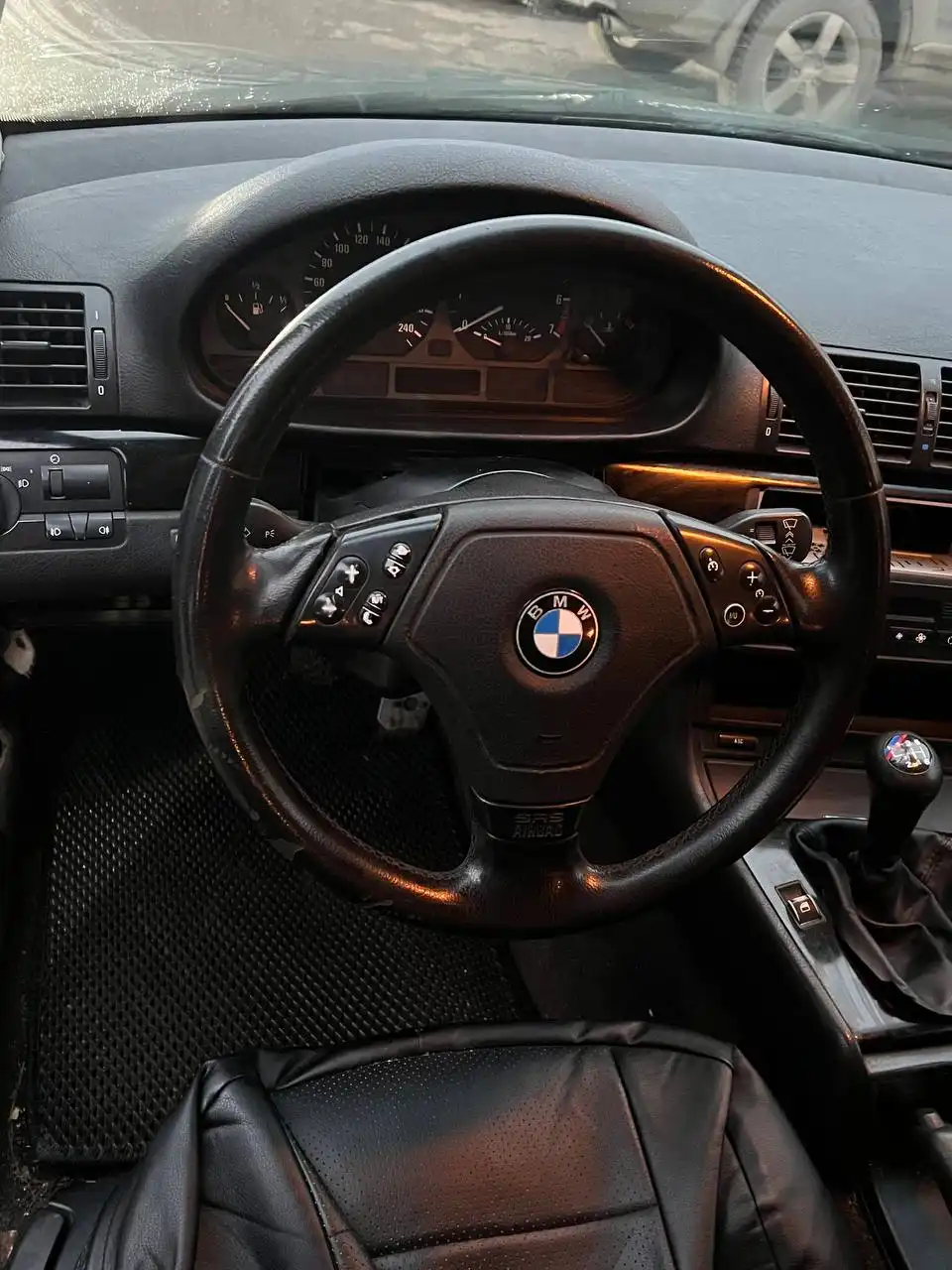 Продается BMW E46 1999 года