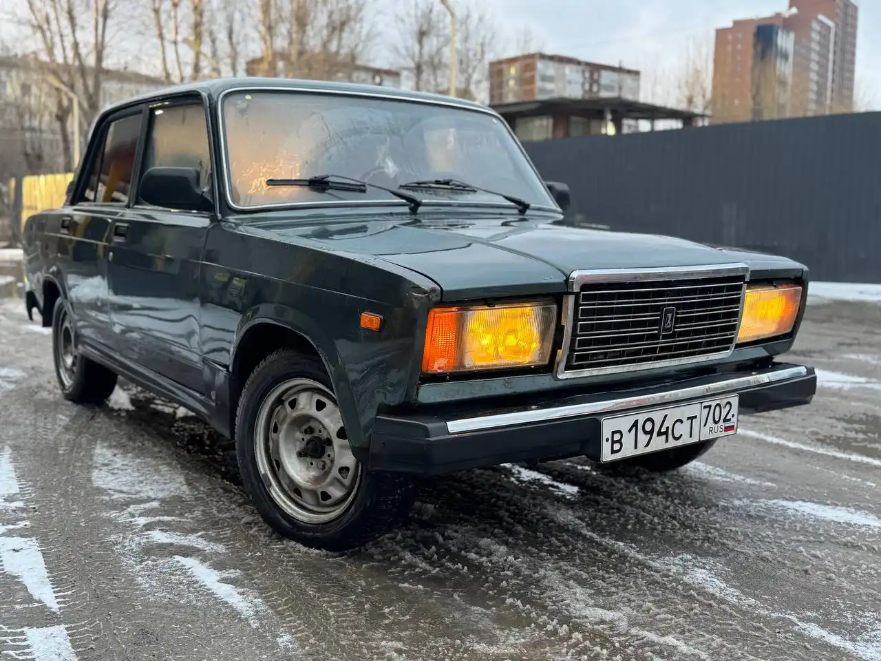ВАЗ 2107 2010 года в идеальном состоянии с зимней резиной