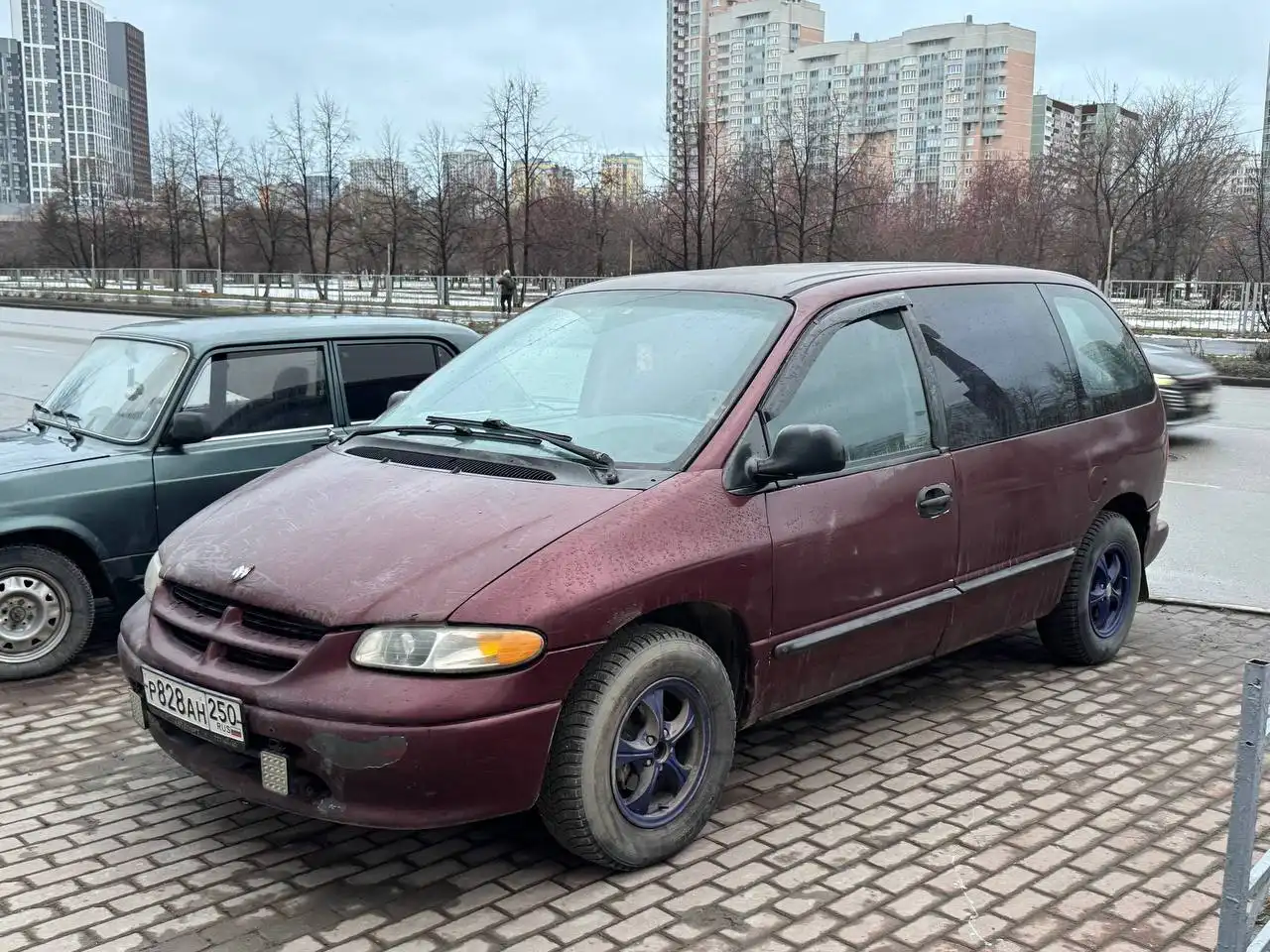 Продажа Dodge Caravan - просторный семиместный минивэн
