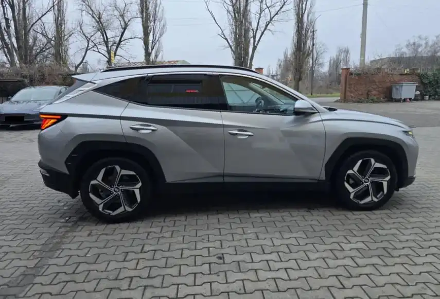 Hyundai Tucson 2022 серый, автомат, пробег 39 тыс. км