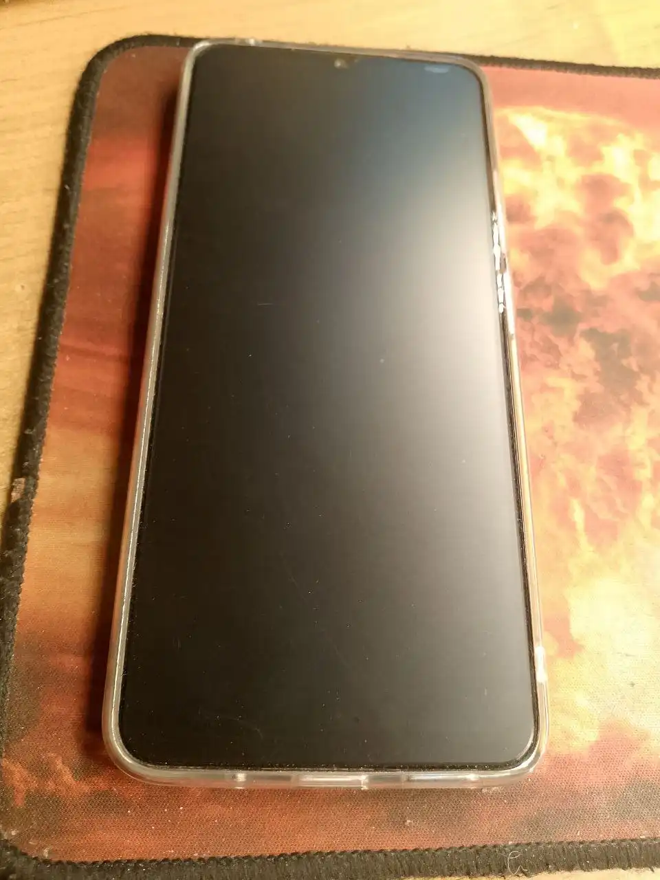 Продам телефон XIAOMI REDMI 12C