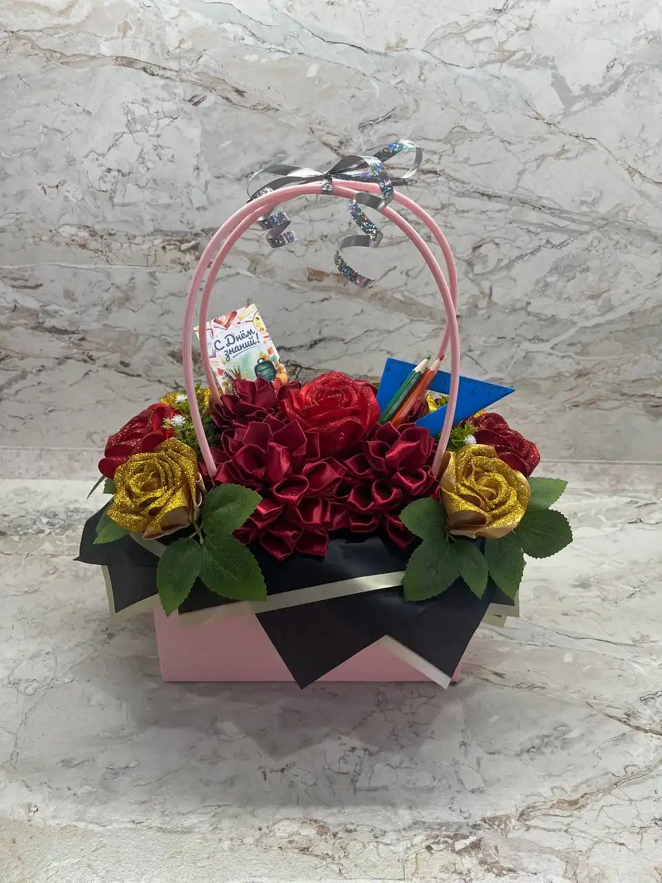 Букеты из атласных лент ручной работы