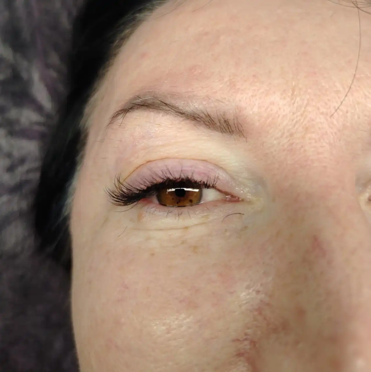 Услуги по наращиванию ресниц в Сургуте