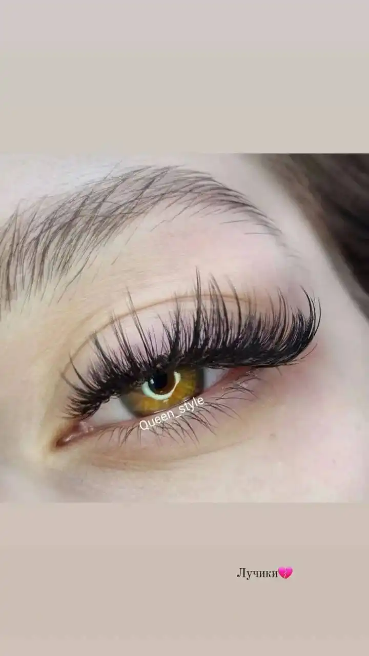 Наращивание ресниц и обучение наращиванию ресниц в Сургуте