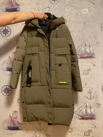 Женский пуховик новый размер 48 - Платья в Сургут