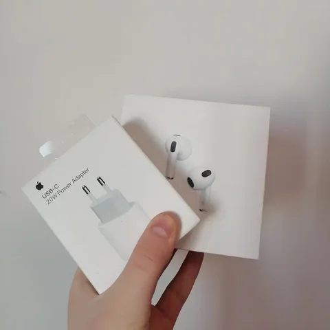 Airpods 3 с зарядным блоком 20W в подарок - Климатическая техника в Сургут