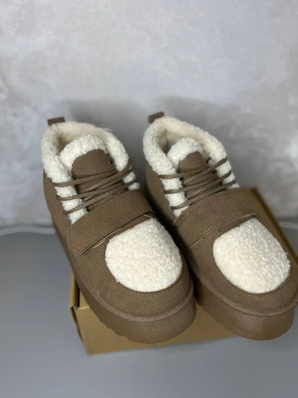 Продам новые женские угги из натуральной замши и шерсти - Обувь (Одежда) в Сургут