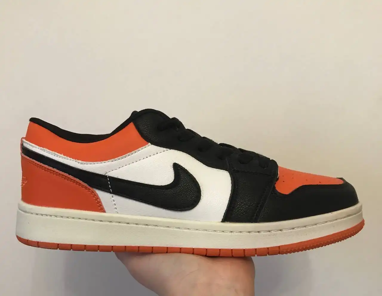 Кроссовки Nike размер 40 новые - Обувь (Одежда) в Сургут