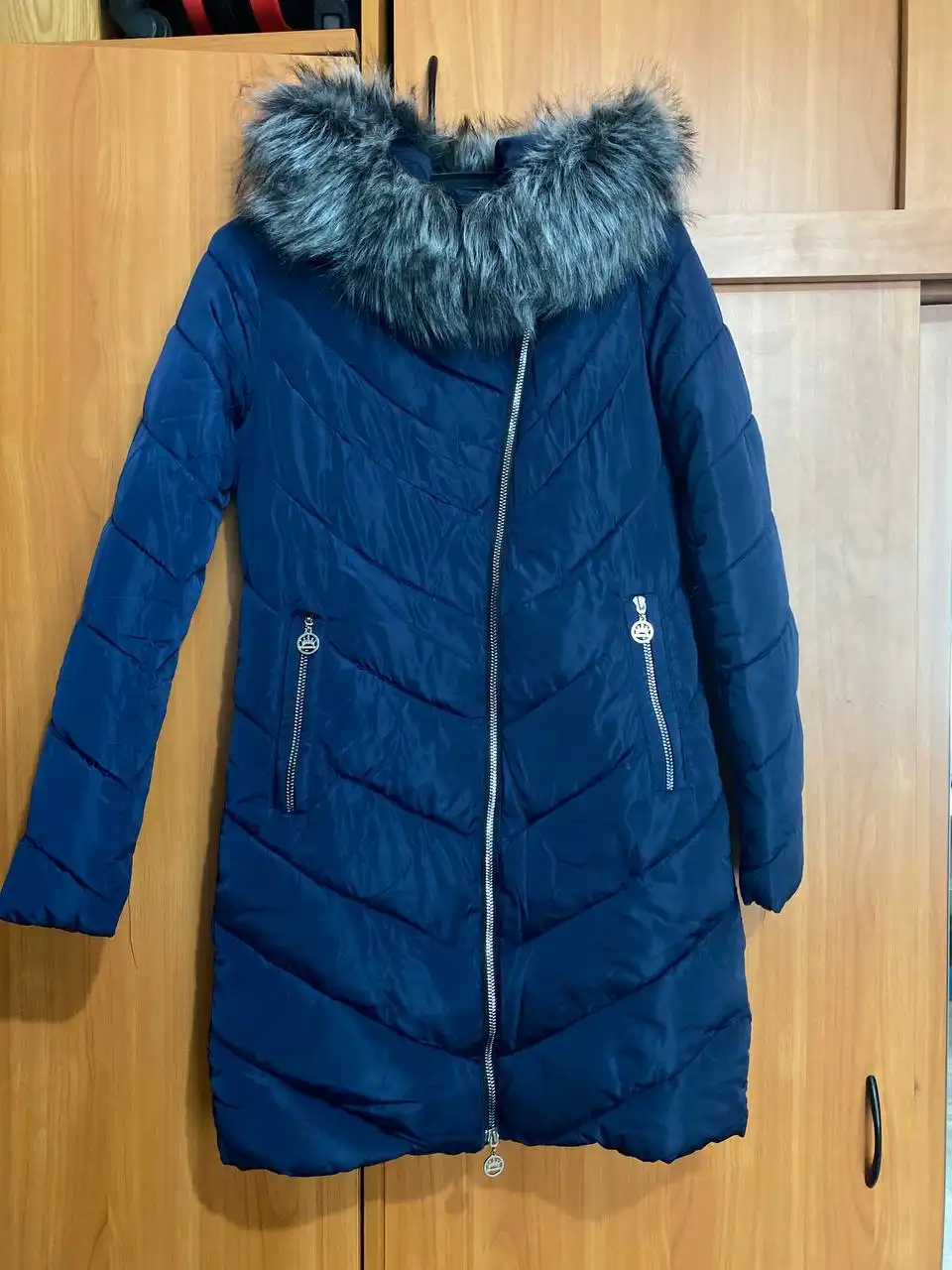 Женский зимний пуховик - Верхняя одежда (Одежда) в Сургут