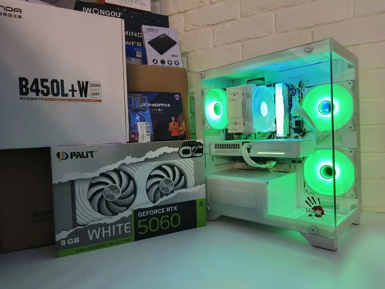 Мощный игровой компьютер белоснежный новый - Компьютеры и комплектующие (Электроника) в Сургут