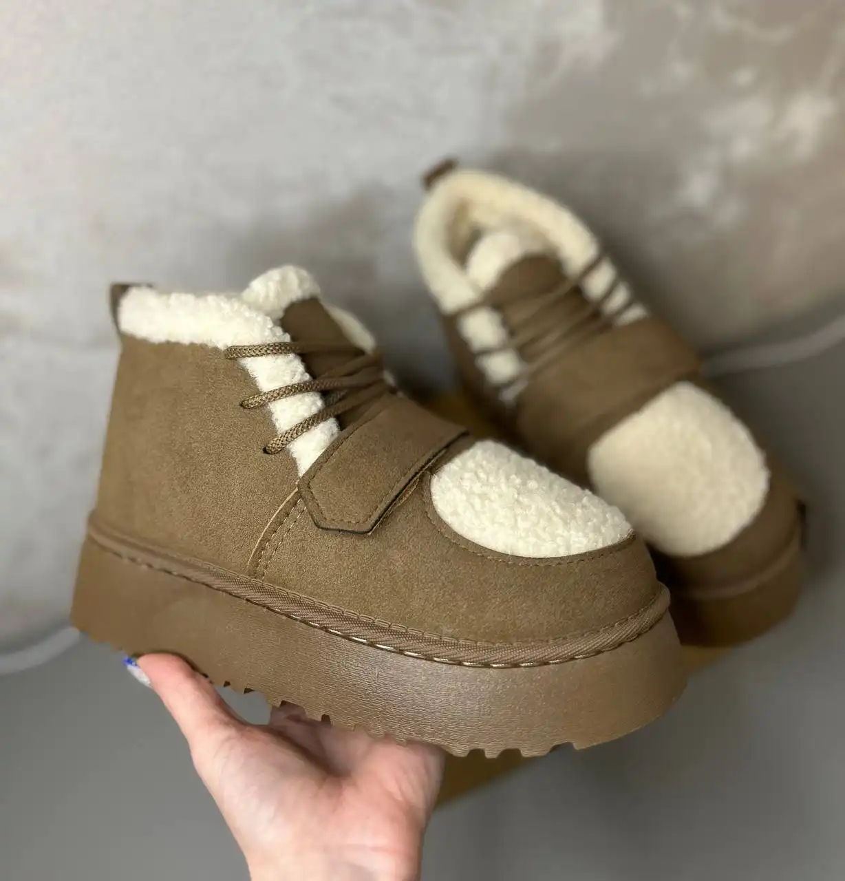 Женские угги натуральная замша и шерсть - Обувь (Одежда) в Сургут