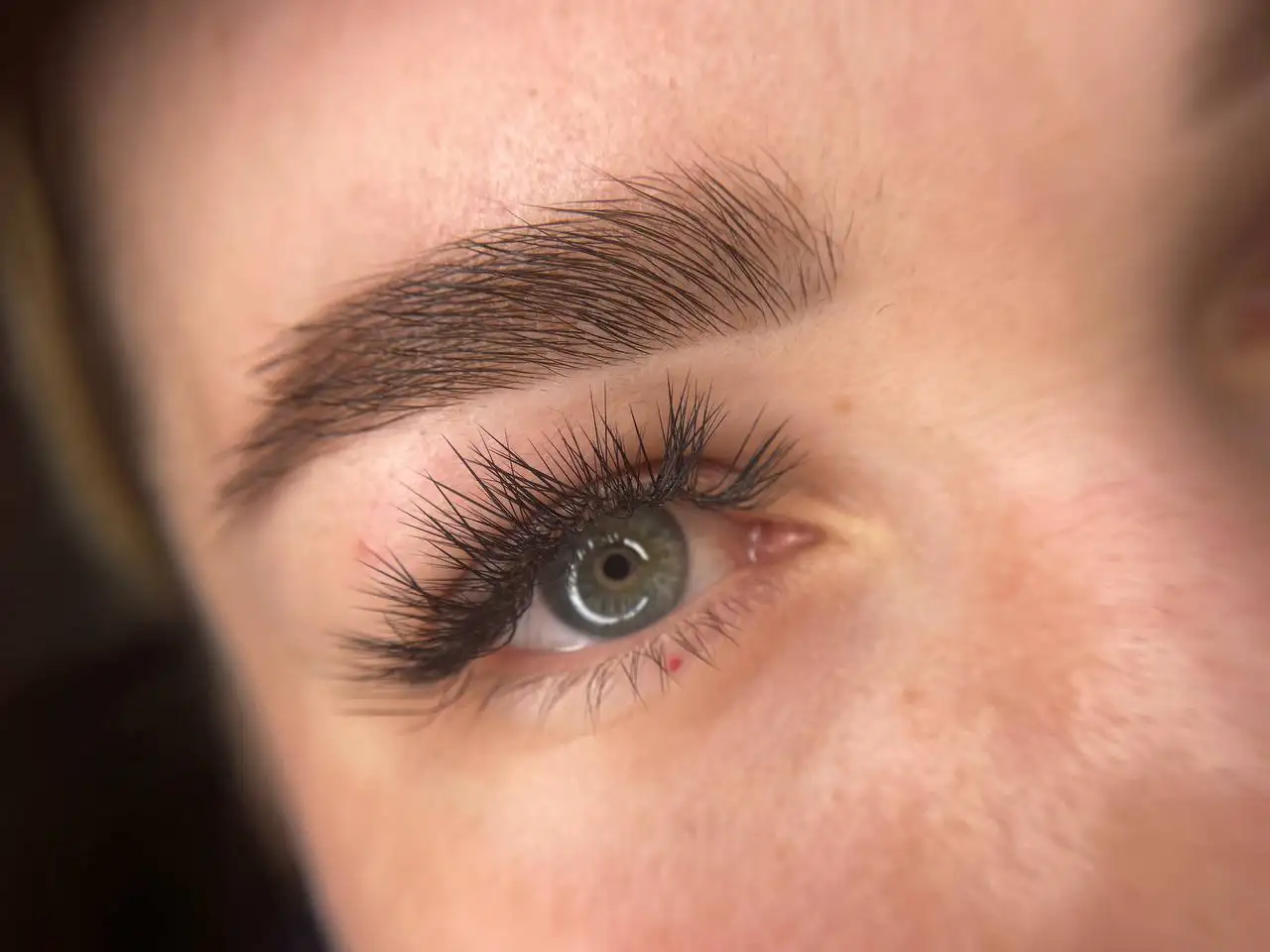 Перманентный макияж бровей - Перманентный макияж (Красота и здоровье) в Сургут