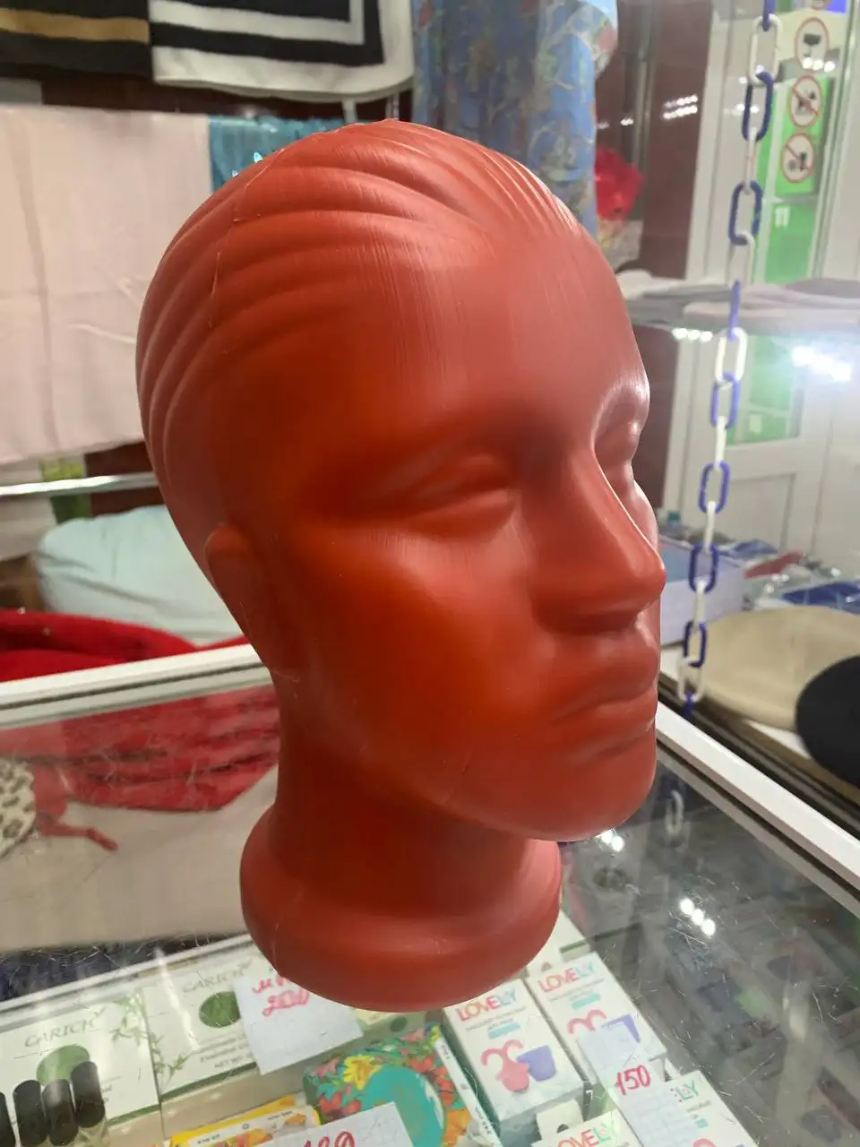 Продажа голов манекенов для шапок и шарфов - Барахолка в Сургут