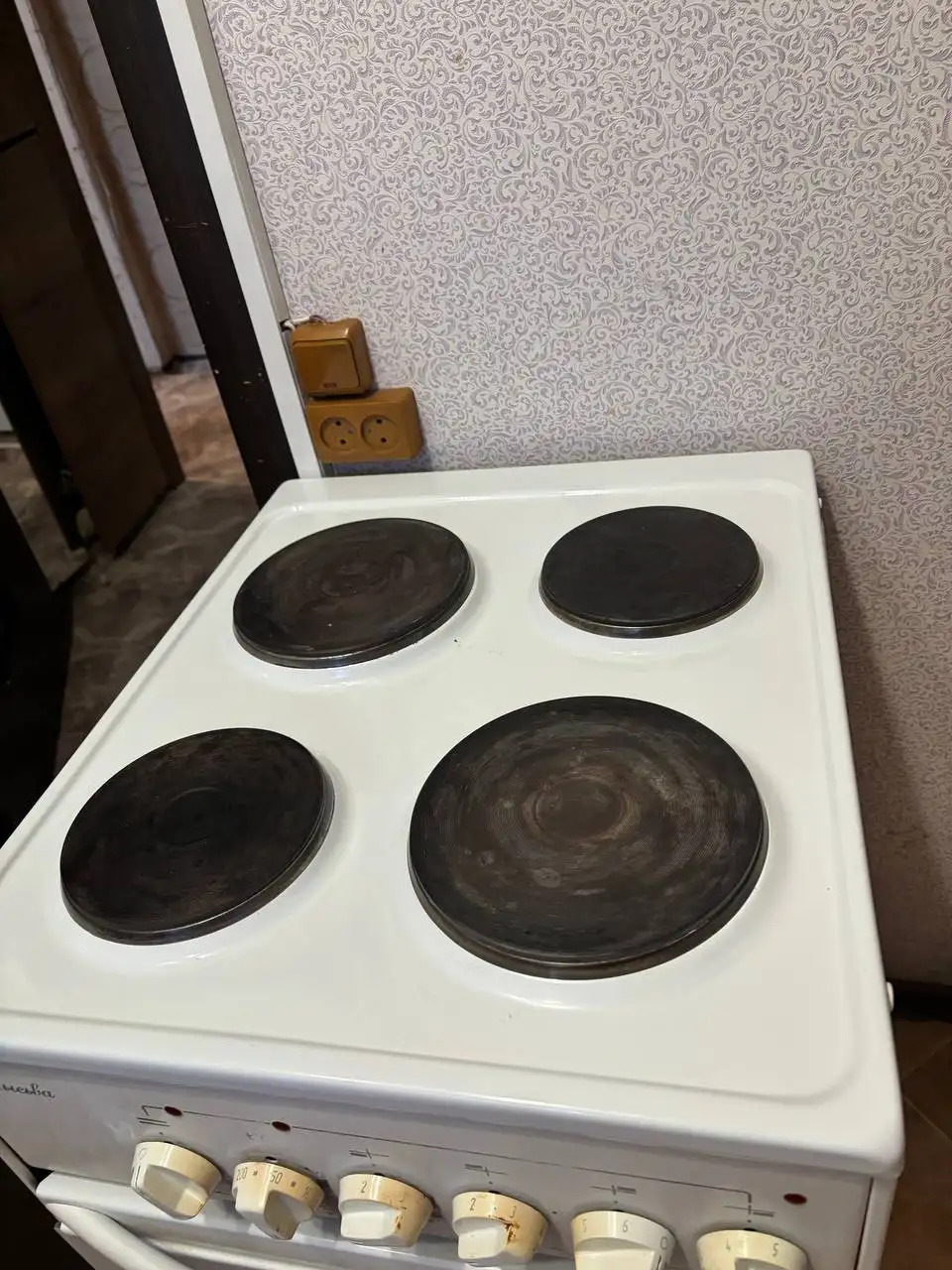 Продажа плитки в хорошем состоянии - Строительные материалы (Барахолка) в Сургут