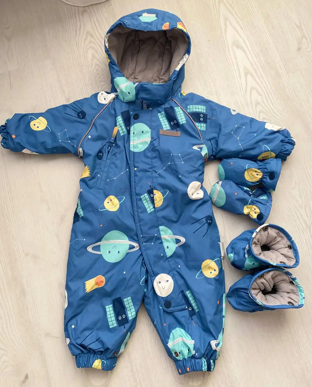 Демисезонный комбинезон Crockid 68-74 с аксессуарами - Детская одежда (Товары для детей) в Сургут