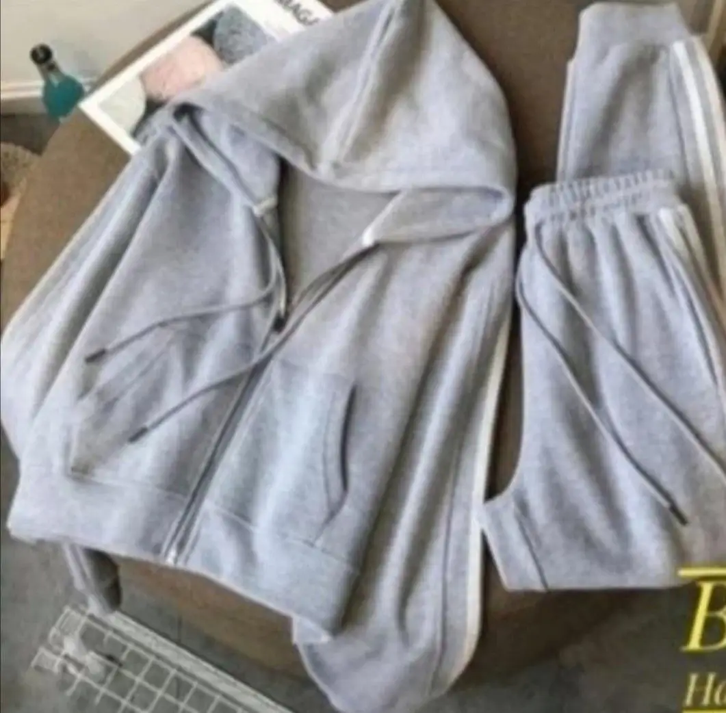 Новые теплые костюмы на флисе - Костюмы (Одежда) в Сургут