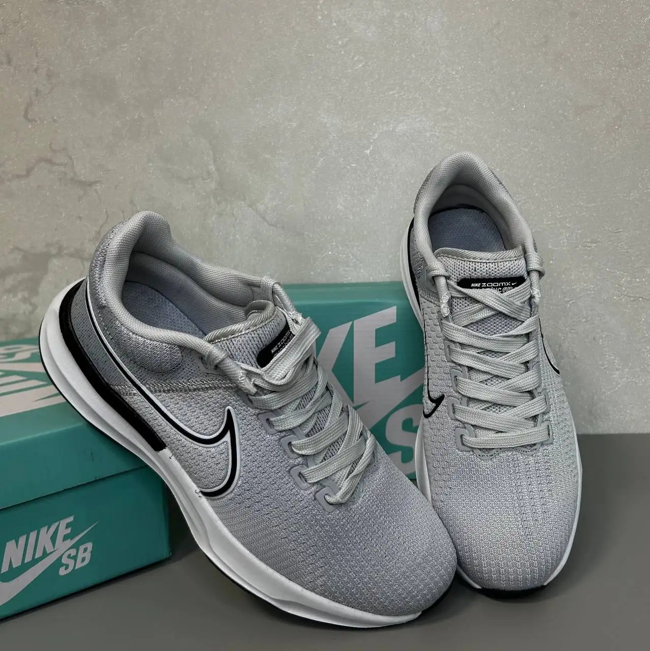 Мужские кроссовки новые для прогулок и бега - Обувь (Одежда) в Сургут