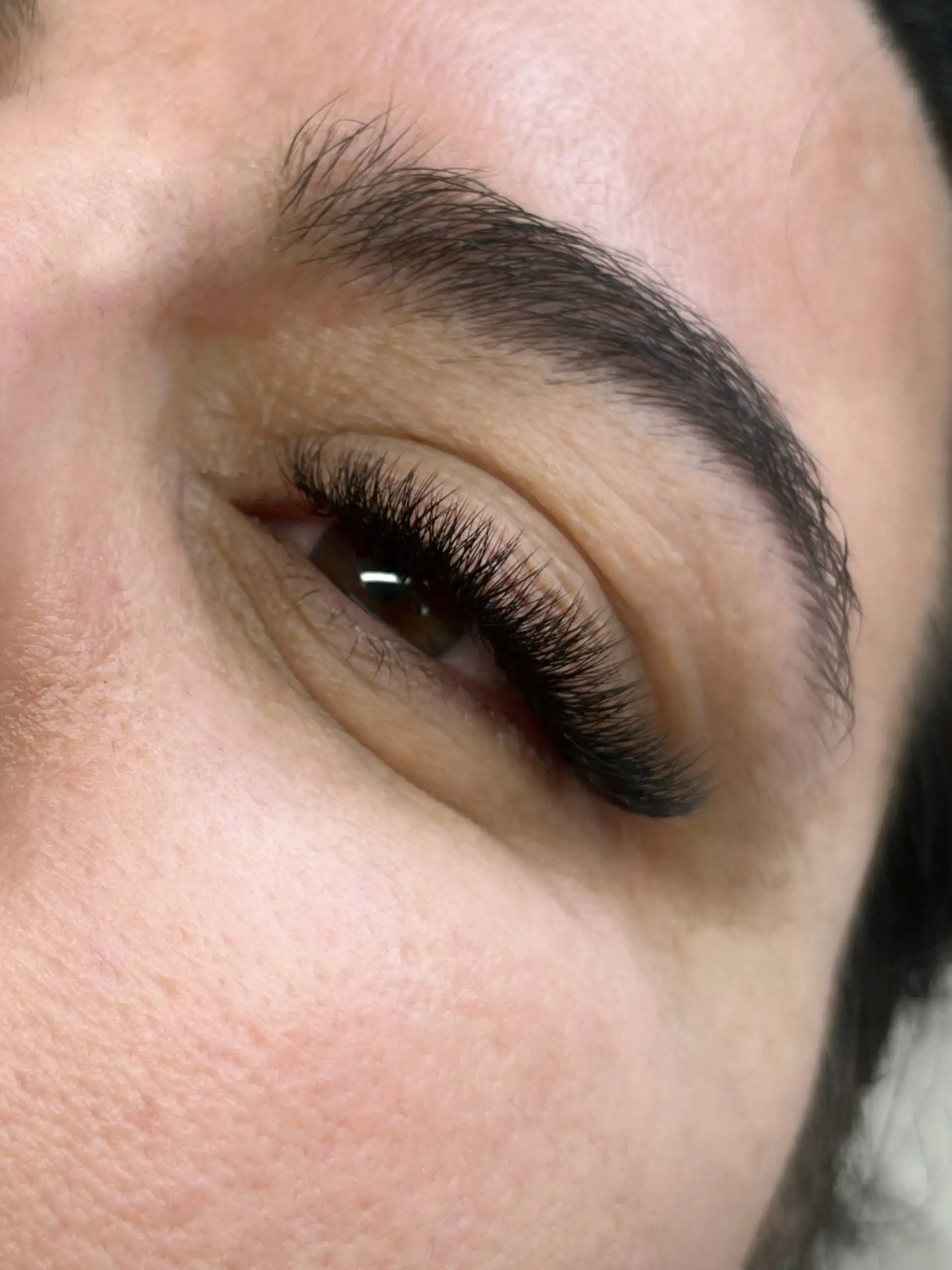 Наращивание и ламинирование ресниц в Сургуте - Красота (Услуги) в Сургут