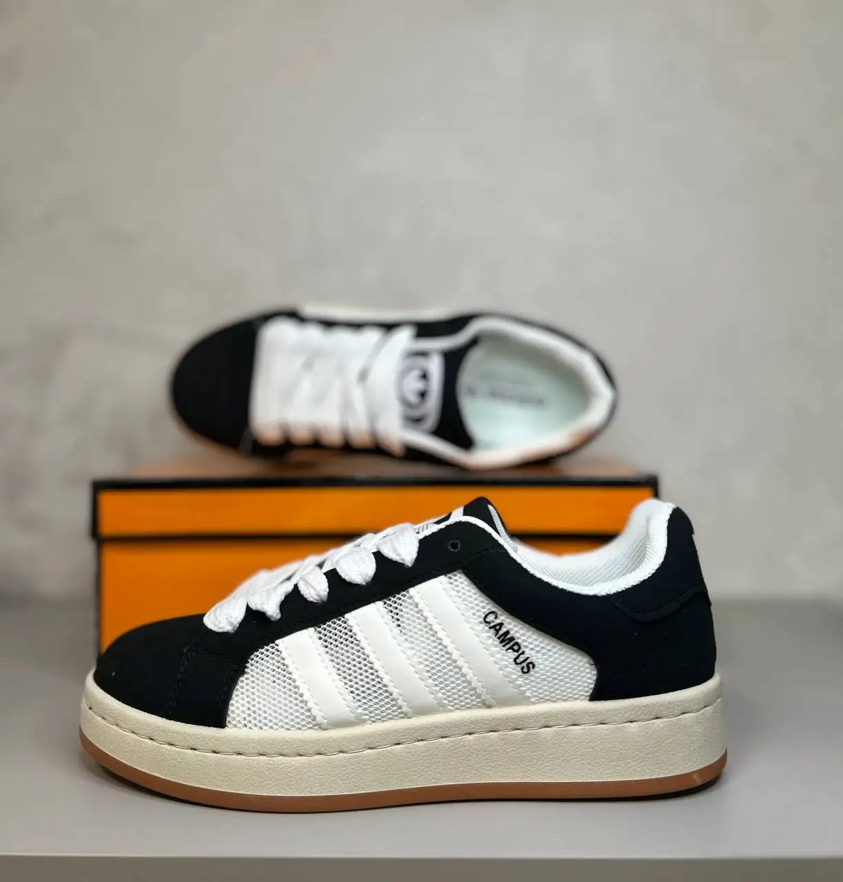 Продажа новых женских кроссовок Campus с сеткой - Обувь (Одежда) в Сургут